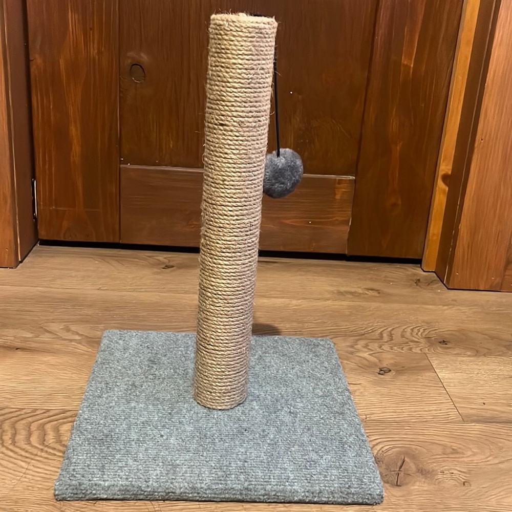 Cat scratcher